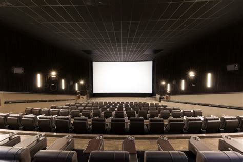 cines valladolid vallsur|Cine Yelmo Vallsur, Valladolid